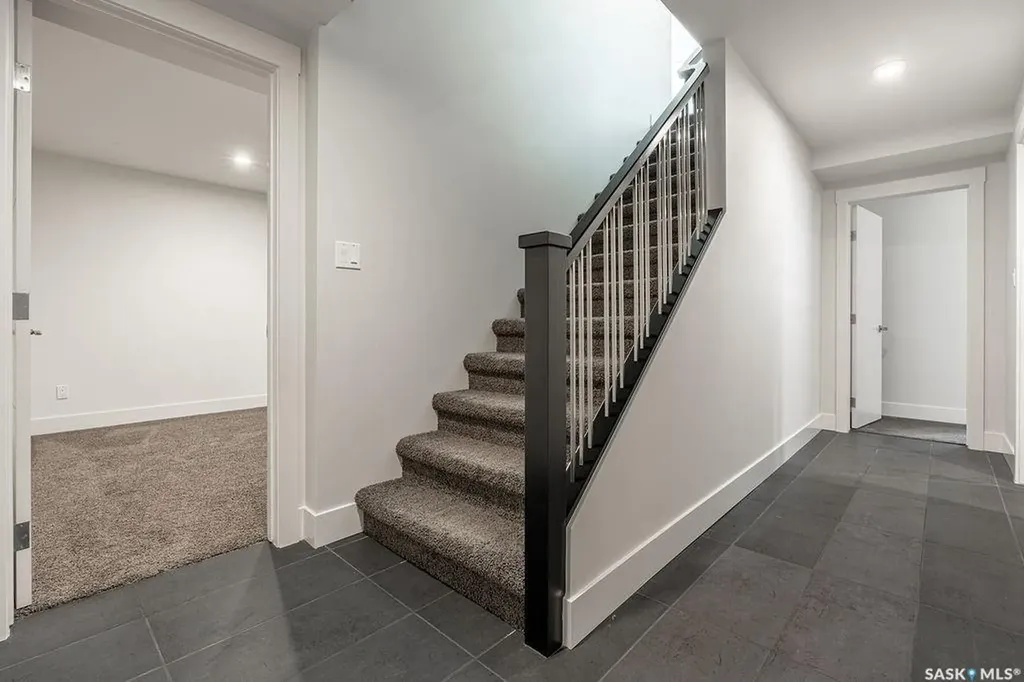 1302 Edward Avenue Saskatoon SK S7K 3B1