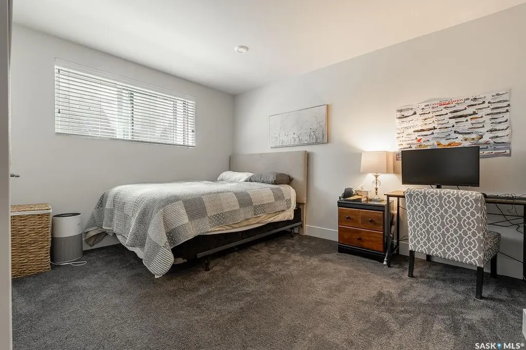 1302 Edward Avenue Saskatoon SK S7K 3B1