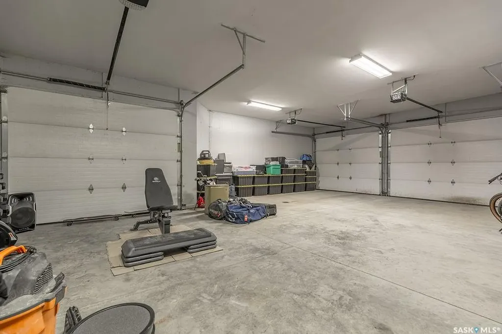 1302 Edward Avenue Saskatoon SK S7K 3B1