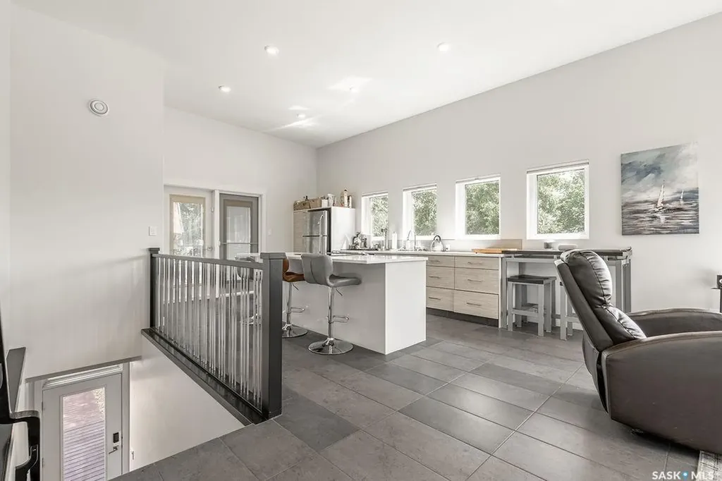 1302 Edward Avenue Saskatoon SK S7K 3B1