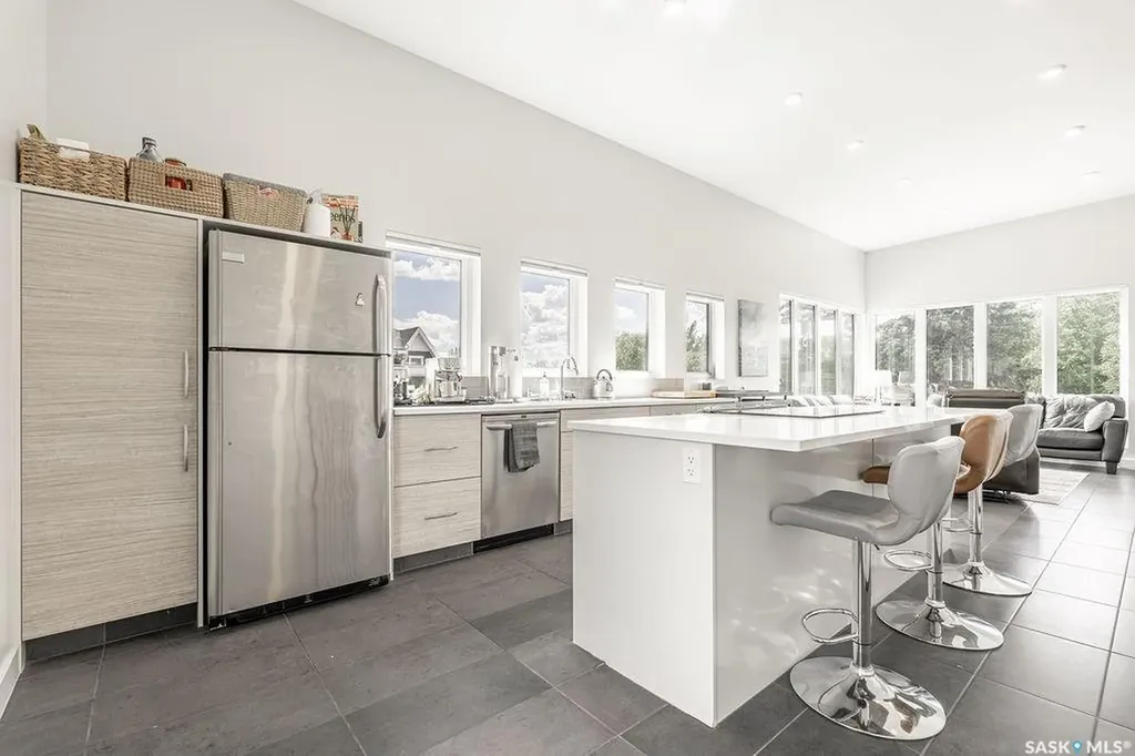 1302 Edward Avenue Saskatoon SK S7K 3B1