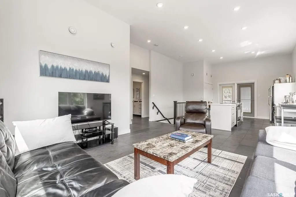 1302 Edward Avenue Saskatoon SK S7K 3B1