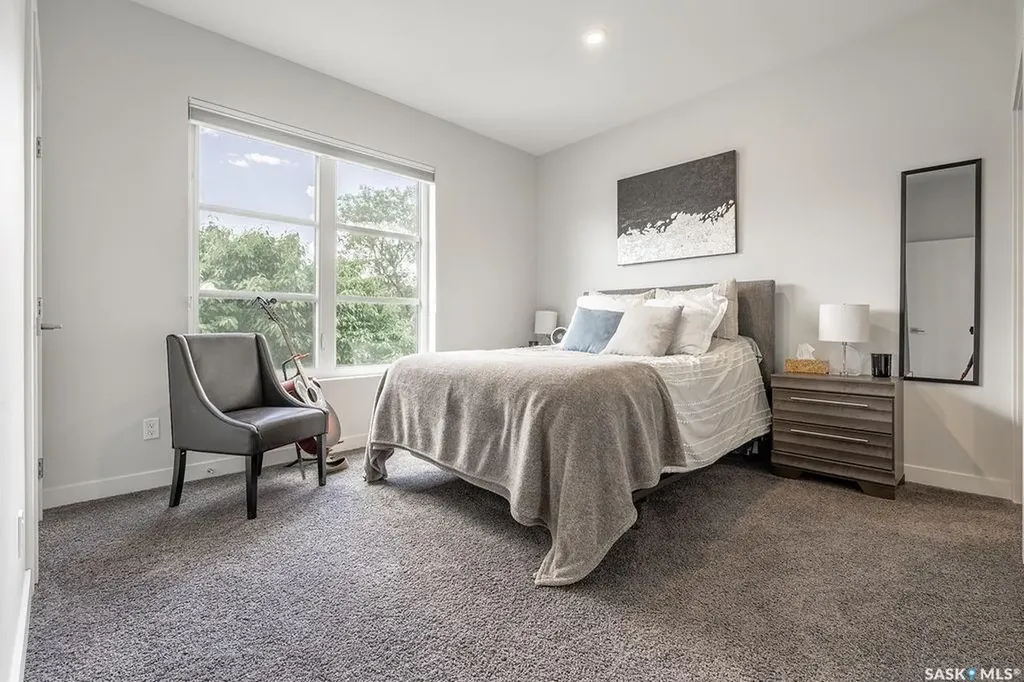 1302 Edward Avenue Saskatoon SK S7K 3B1