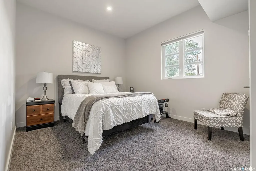 1302 Edward Avenue Saskatoon SK S7K 3B1