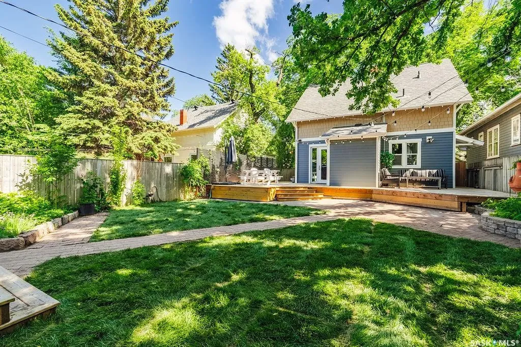 915 Temperance Street Saskatoon SK S7N 0N3