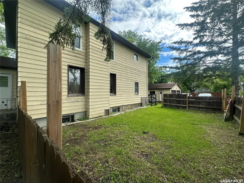 79 Agricultural Avenue Yorkton SK S3N 1S2