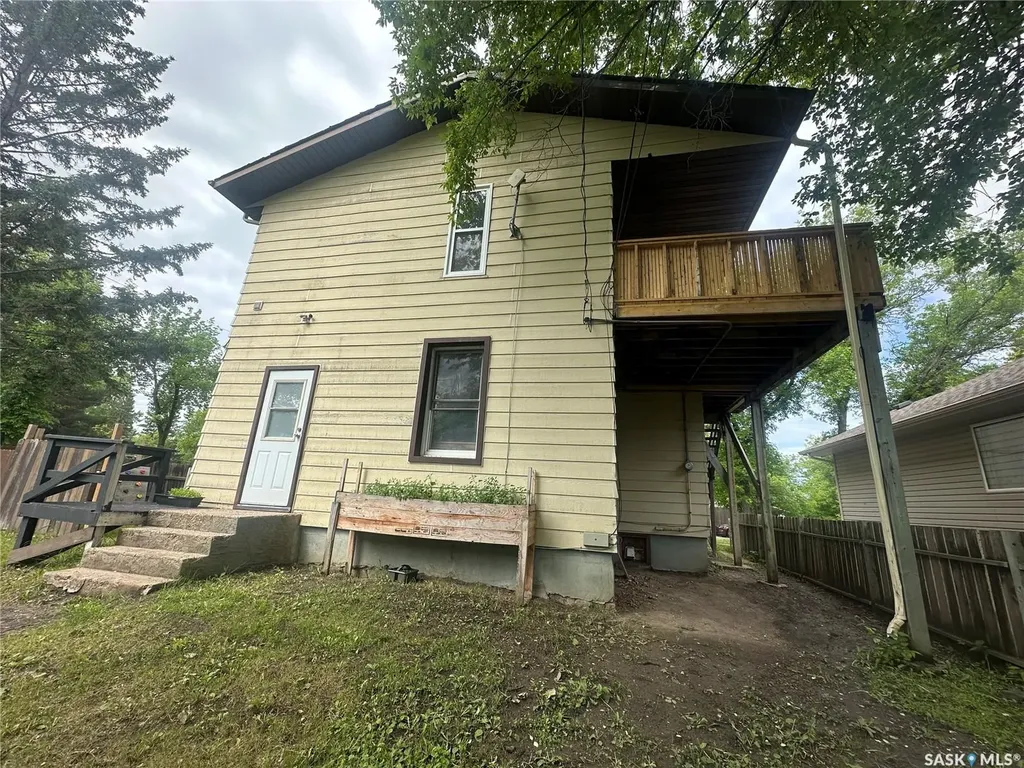 79 Agricultural Avenue Yorkton SK S3N 1S2