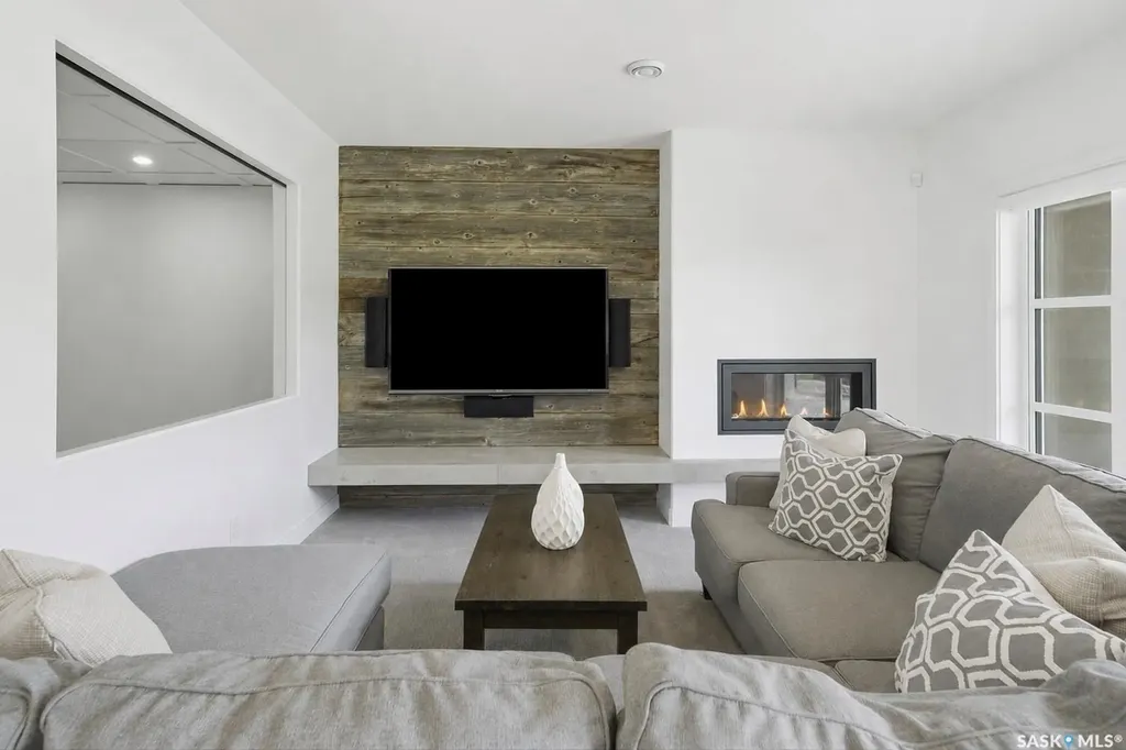102 Greenbryre Avenue Corman Park Rm No. 344 SK S7V 0J4