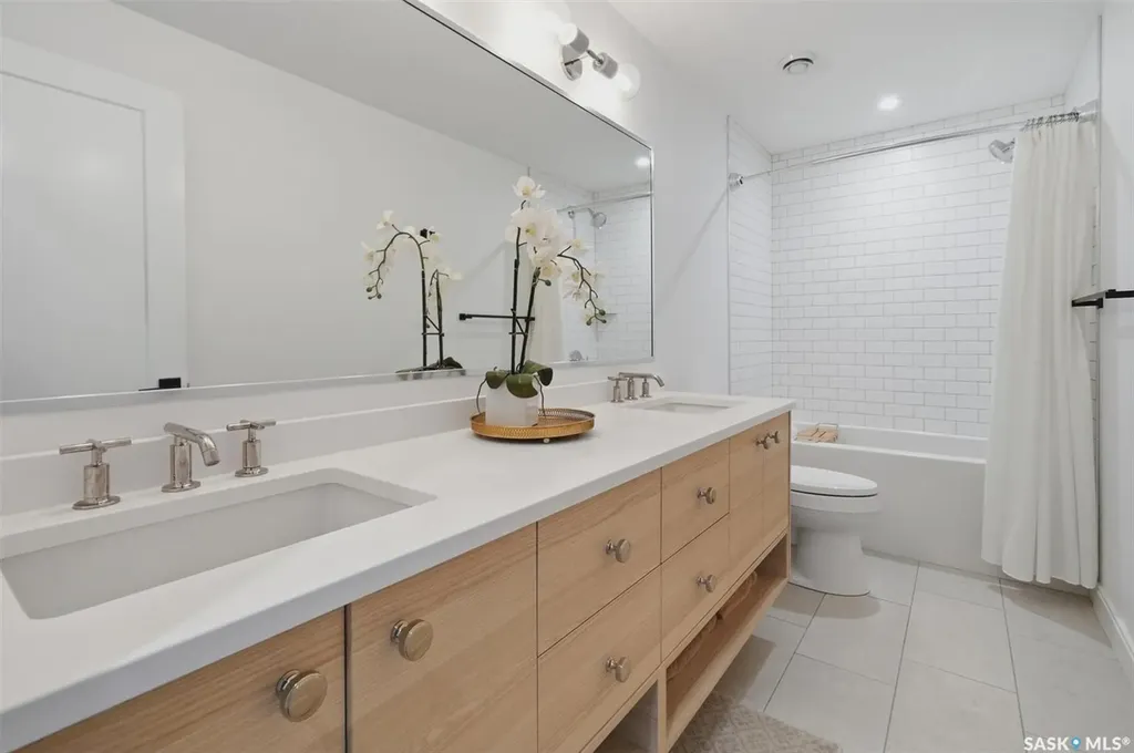 102 Greenbryre Avenue Corman Park Rm No. 344 SK S7V 0J4