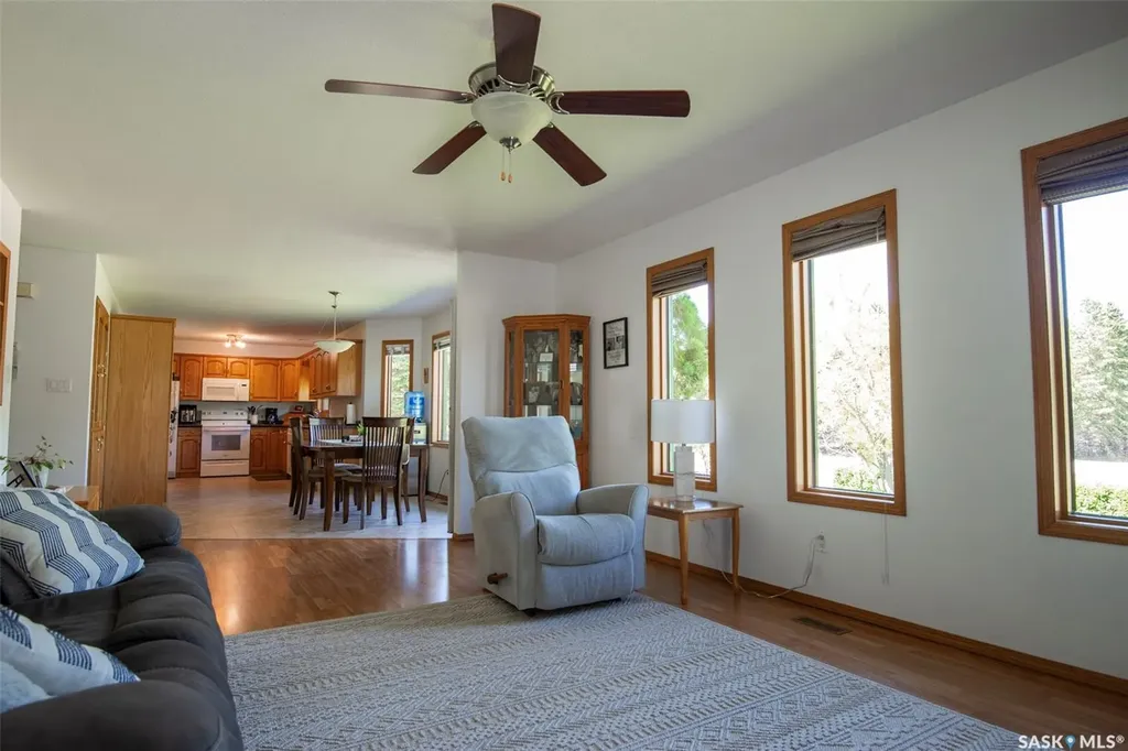 447 1st Street E Annaheim SK S0K 0G0