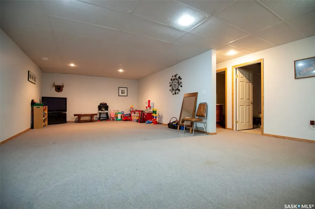 447 1st Street E Annaheim SK S0K 0G0