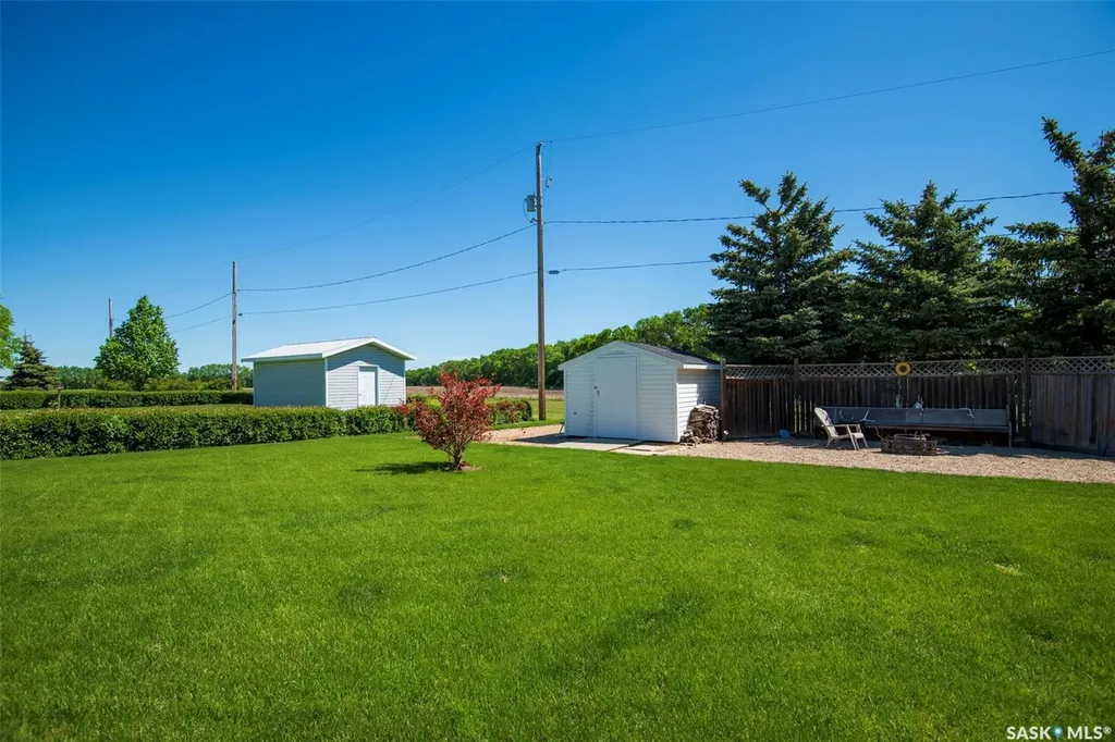 447 1st Street E Annaheim SK S0K 0G0