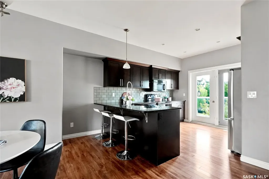 212 Willis Crescent Saskatoon SK S7T 0R6