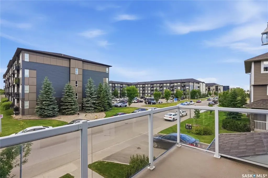 212 Willis Crescent Saskatoon SK S7T 0R6