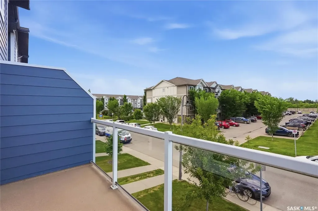 212 Willis Crescent Saskatoon SK S7T 0R6