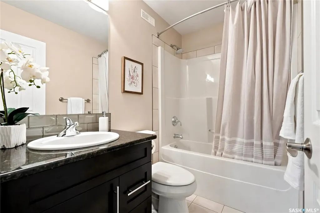 212 Willis Crescent Saskatoon SK S7T 0R6