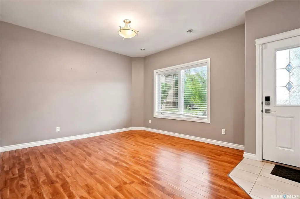 212 Willis Crescent Saskatoon SK S7T 0R6