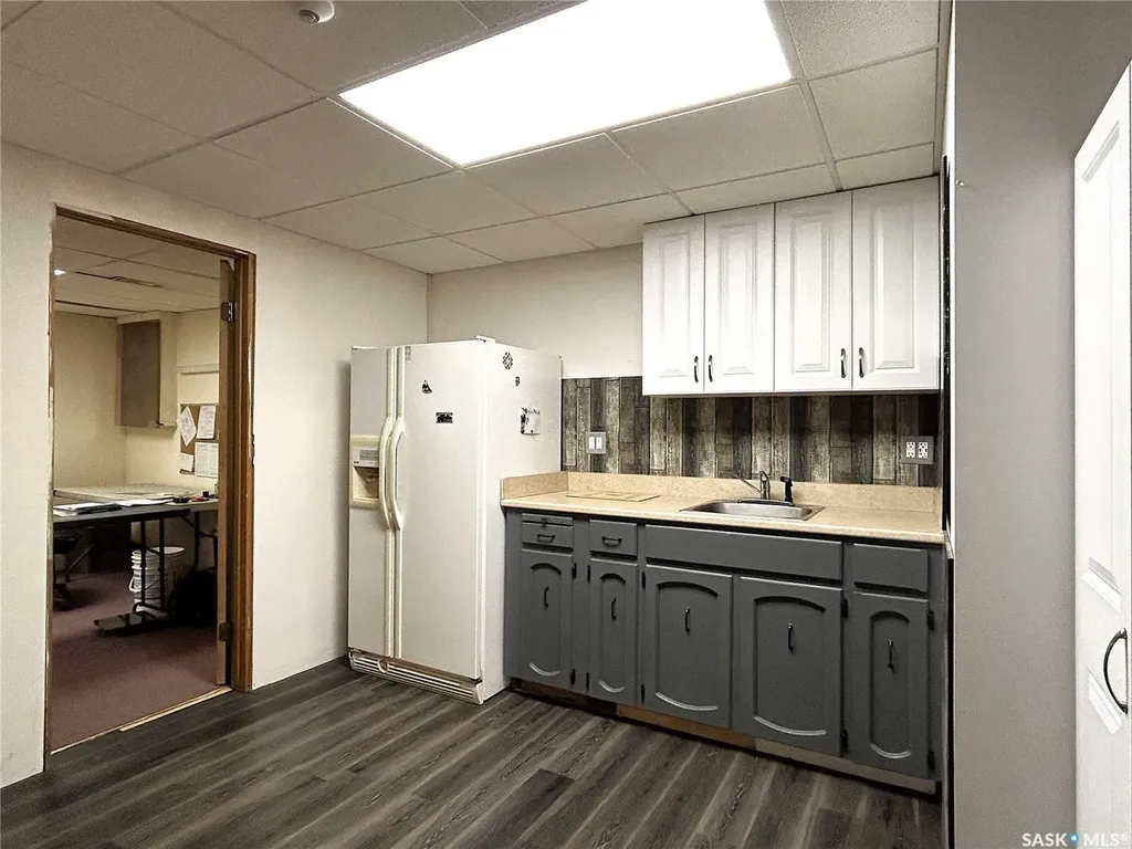 238 Nesbitt Crescent Saskatoon SK S7L 6E7