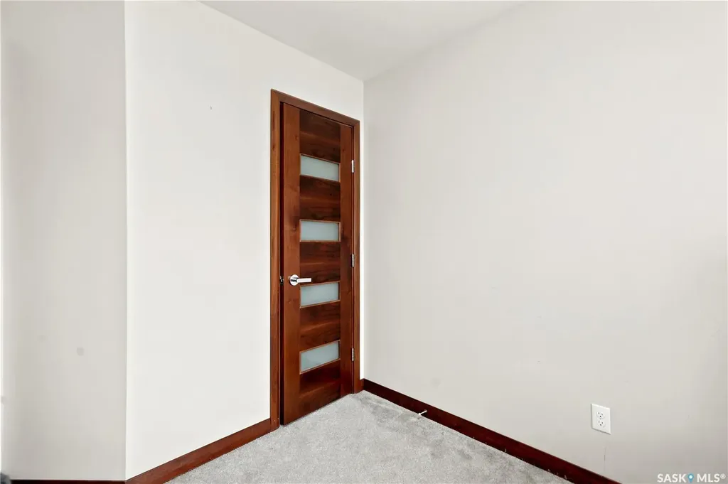1555 Paton Crescent Saskatoon SK S7W 0V5