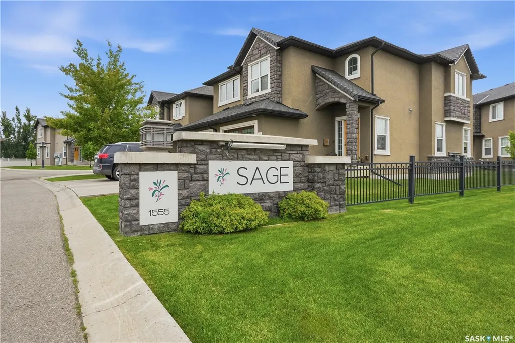 1555 Paton Crescent Saskatoon SK S7W 0V5