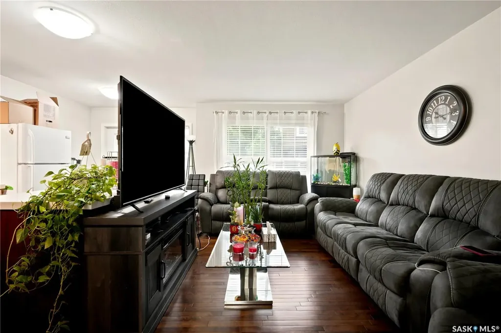 1555 Paton Crescent Saskatoon SK S7W 0V5