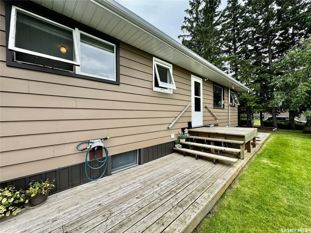 257 Kalmakoff Avenue Canora SK S0A 0L0