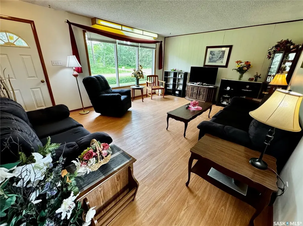 257 Kalmakoff Avenue Canora SK S0A 0L0