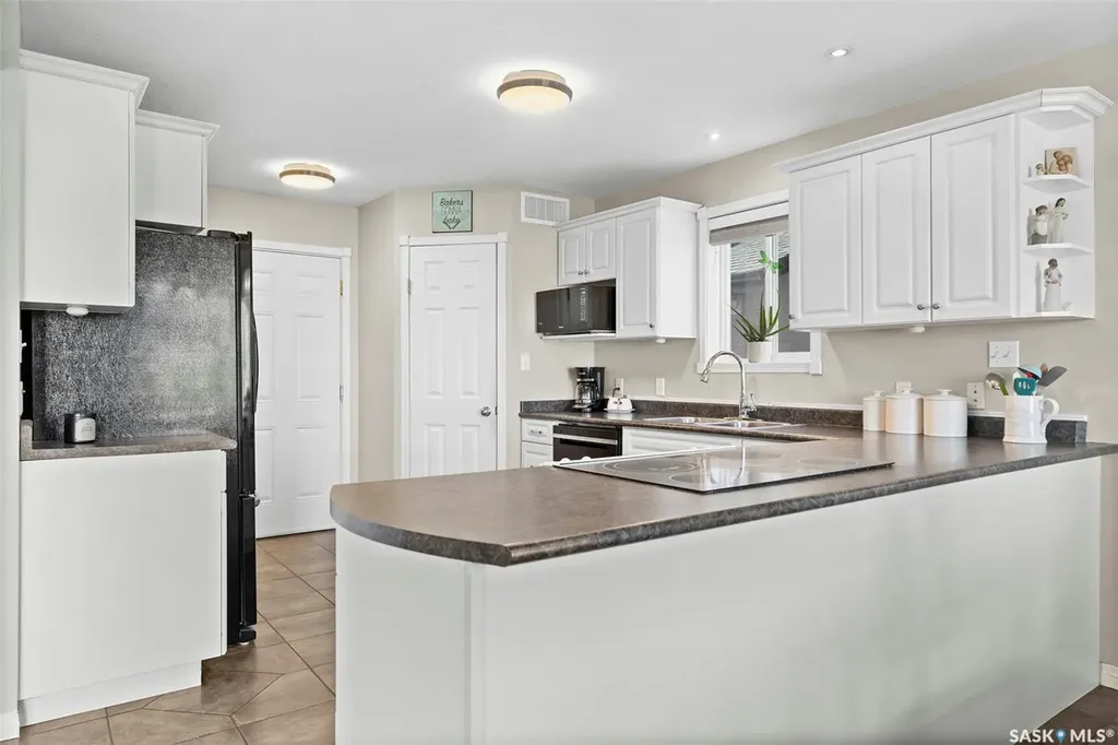 813 Sandy Rise Martensville SK S0K 2T2