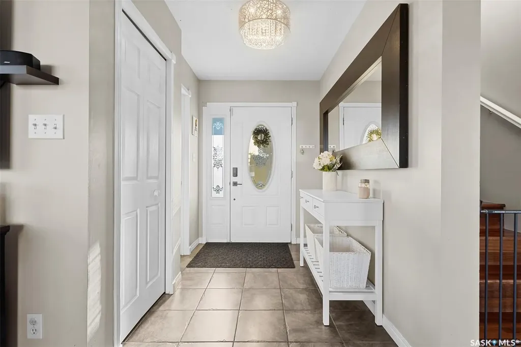 813 Sandy Rise Martensville SK S0K 2T2