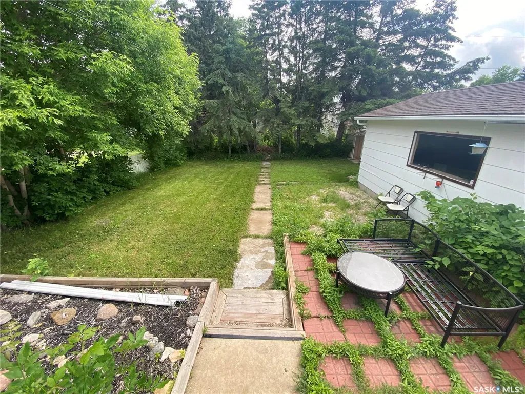 65 Irwin Avenue Yorkton SK S3N 2E4
