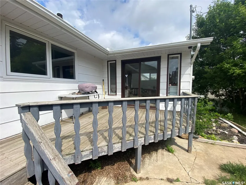 65 Irwin Avenue Yorkton SK S3N 2E4