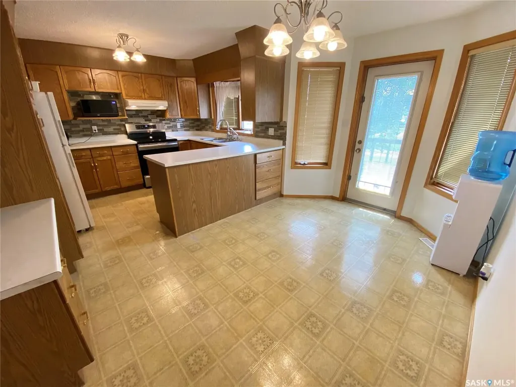 18 Blackwell Crescent Yorkton SK S3N 3Y3