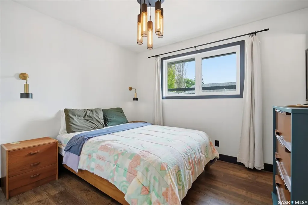 241 Laurentian Drive Saskatoon SK S7H 4R8