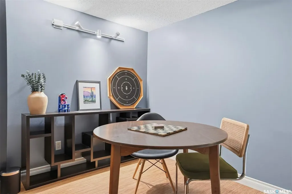 241 Laurentian Drive Saskatoon SK S7H 4R8