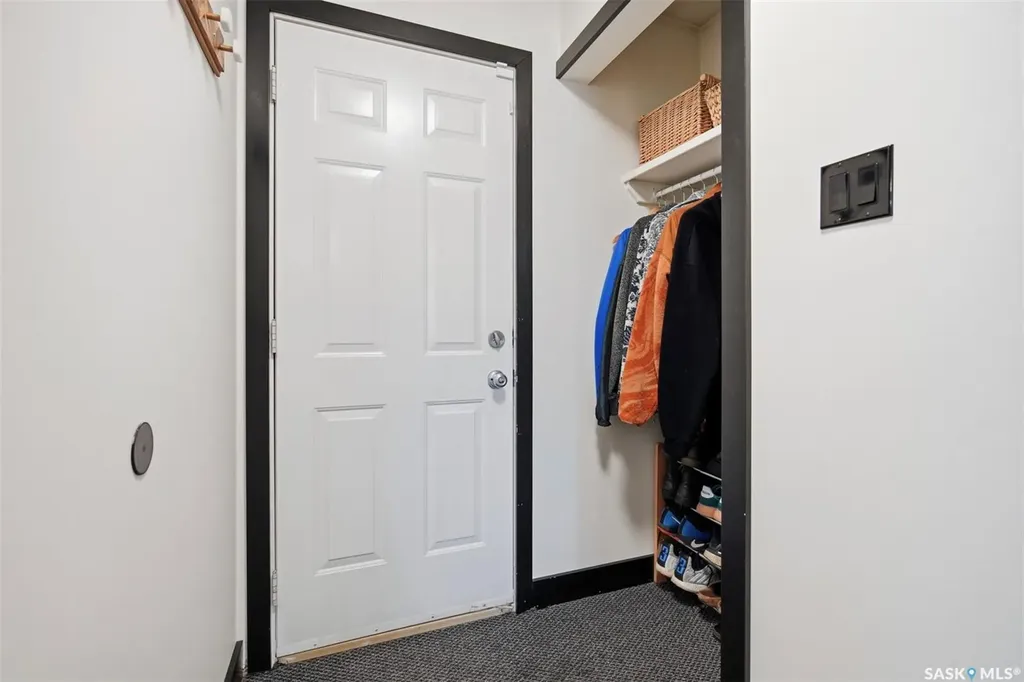 241 Laurentian Drive Saskatoon SK S7H 4R8