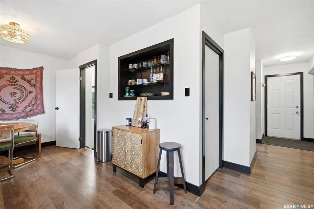 241 Laurentian Drive Saskatoon SK S7H 4R8