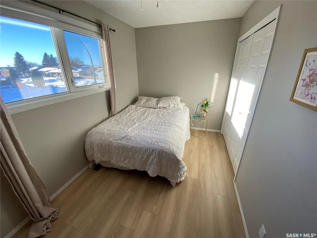 5 Marquis Crescent N Yorkton SK S3N 3L5
