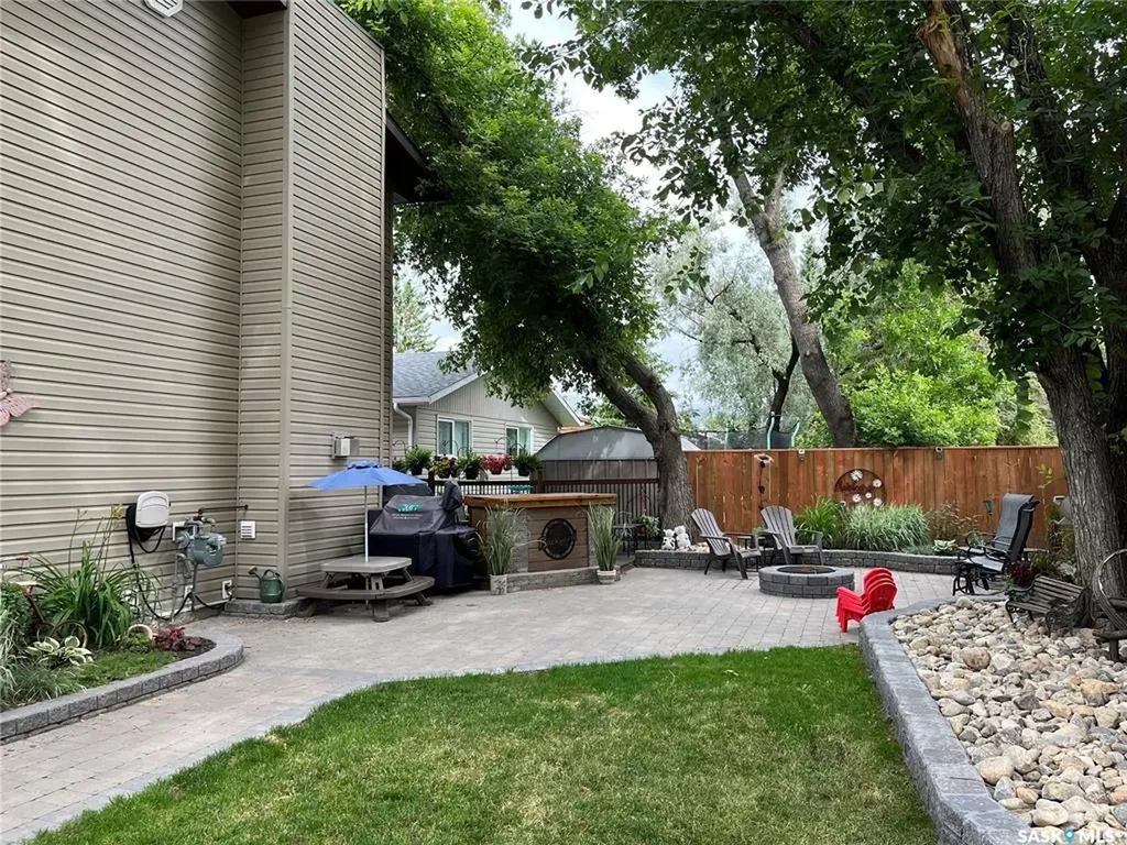 5 Marquis Crescent N Yorkton SK S3N 3L5