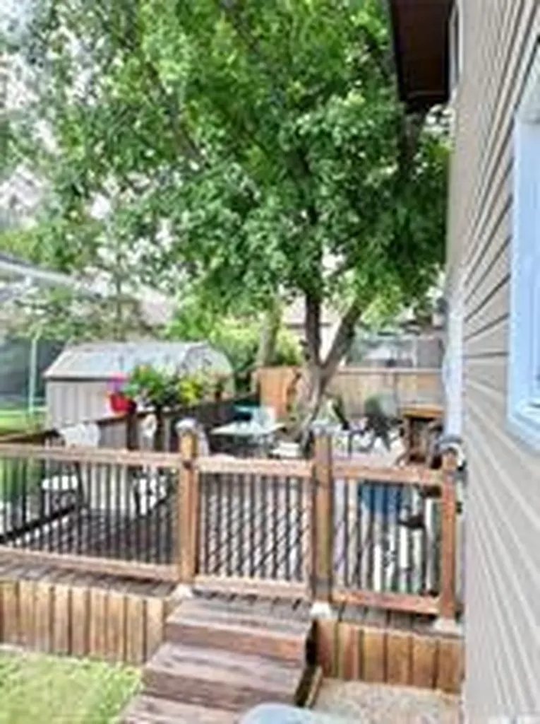 5 Marquis Crescent N Yorkton SK S3N 3L5
