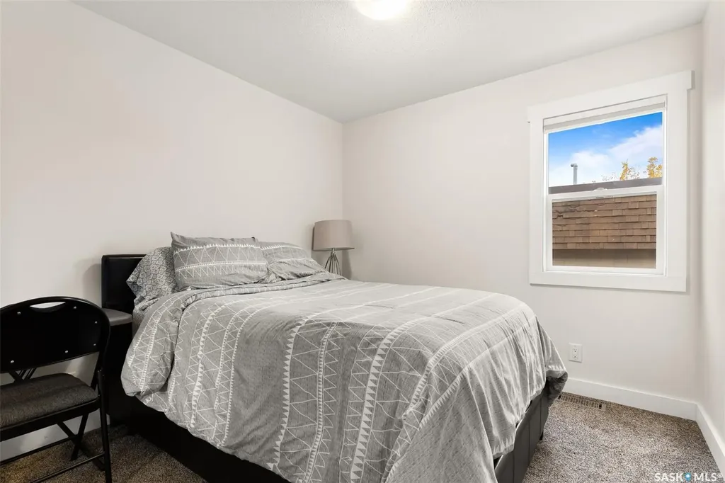 1863 Rae Street Regina SK S4T 2E3