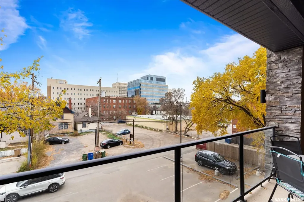 1863 Rae Street Regina SK S4T 2E3