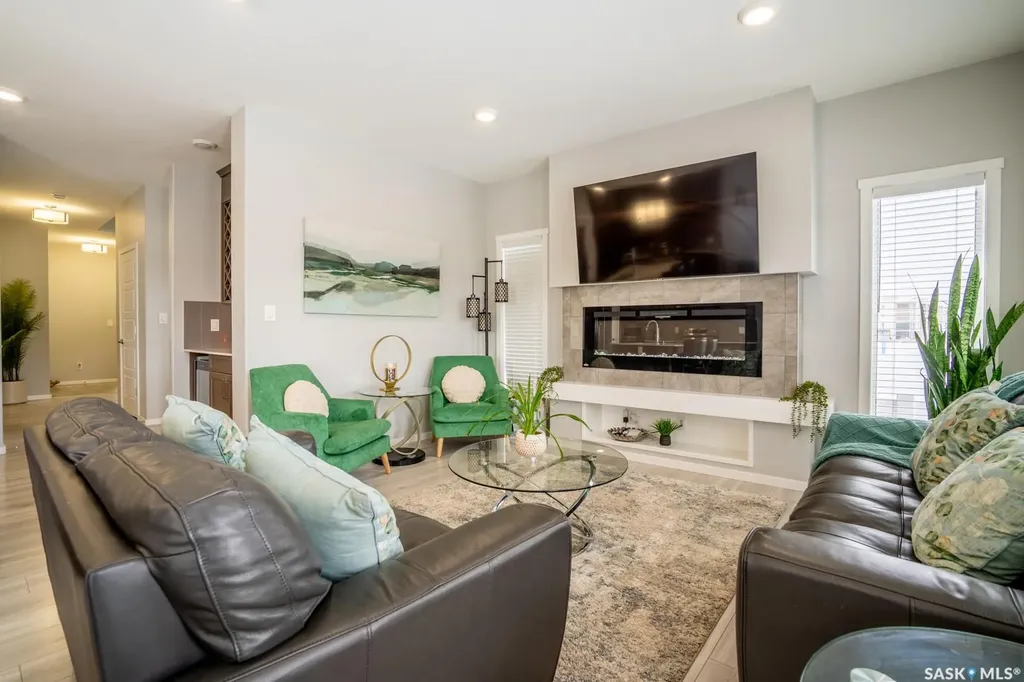 5144 E Green Crescent Regina SK S4V 3S9