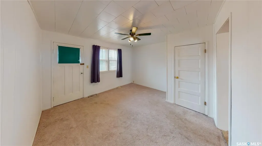 2037 Reynolds Street Regina SK S4N 3M9