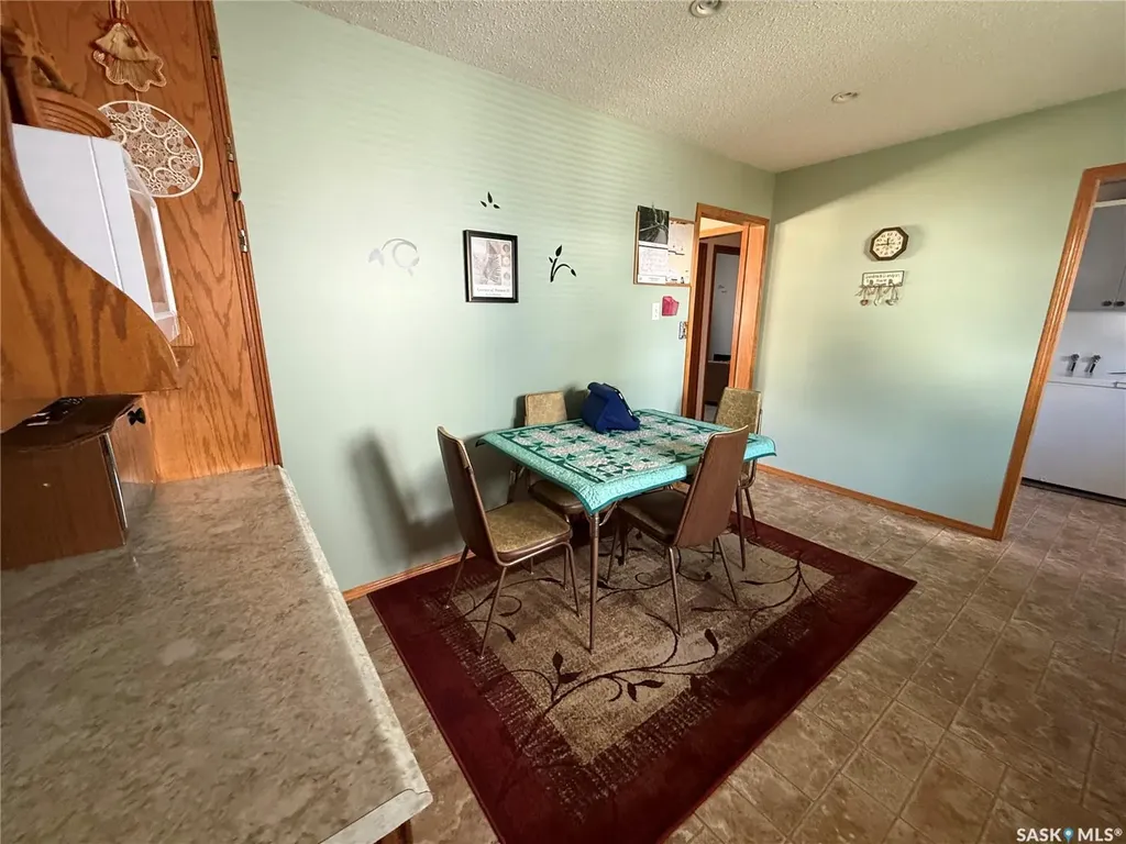 214 Taylor Street Bienfait SK S0C 0M0