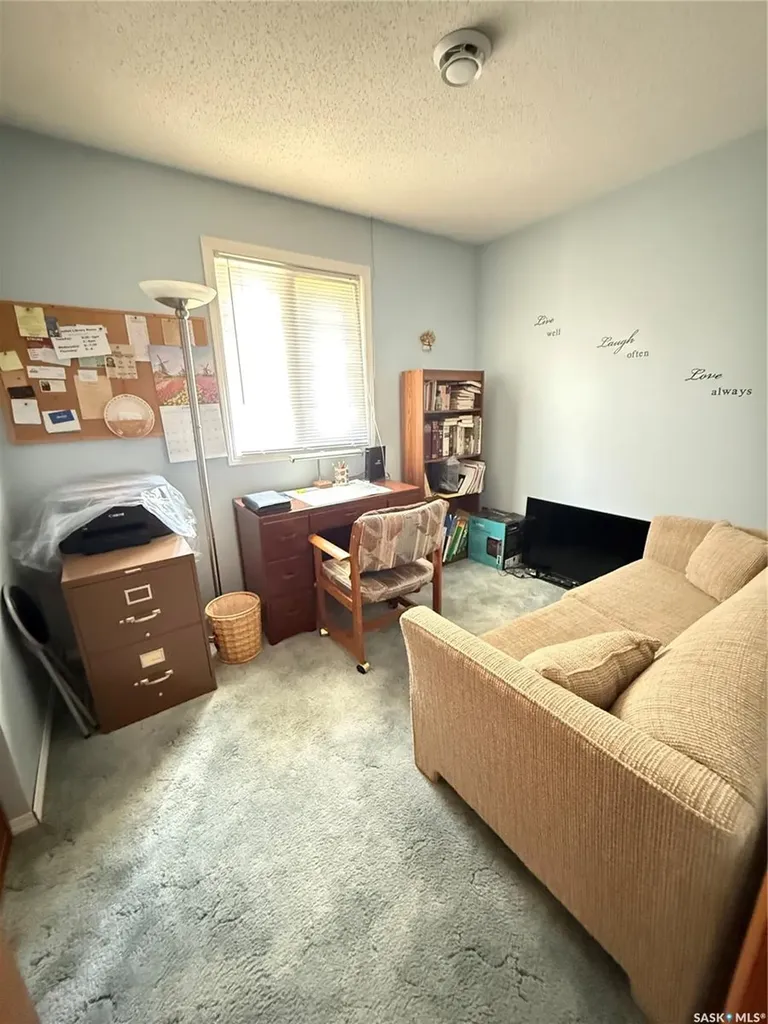 214 Taylor Street Bienfait SK S0C 0M0