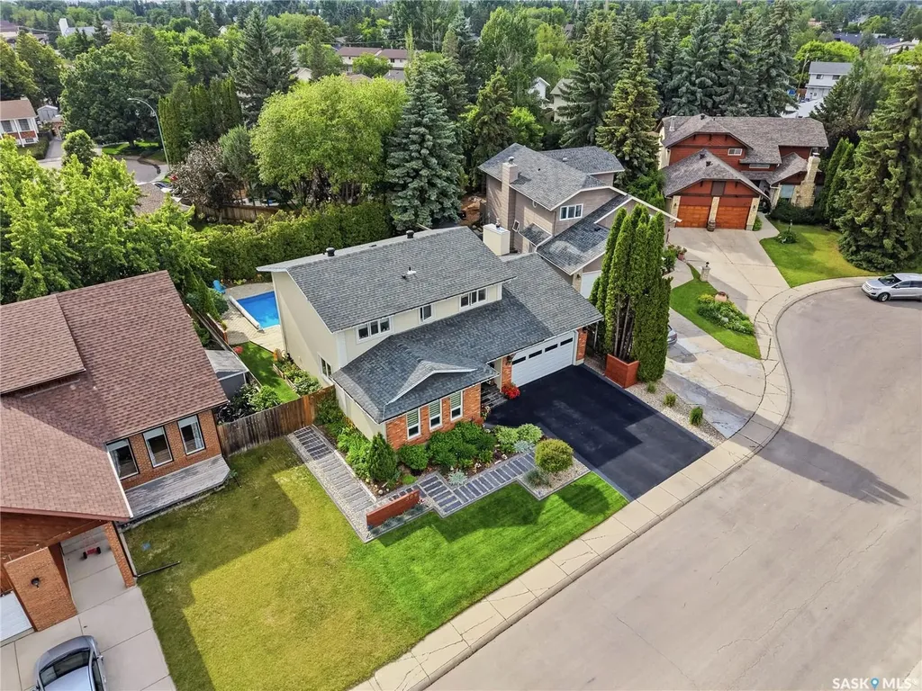 306 Nokomis Place Saskatoon SK S7K 5E2