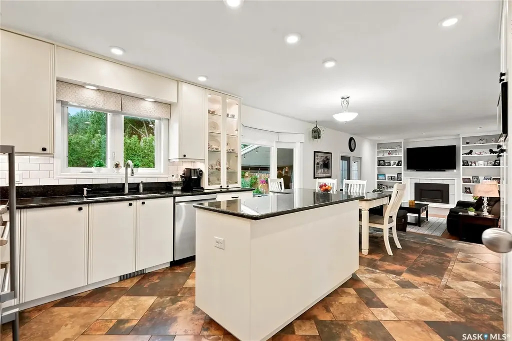306 Nokomis Place Saskatoon SK S7K 5E2