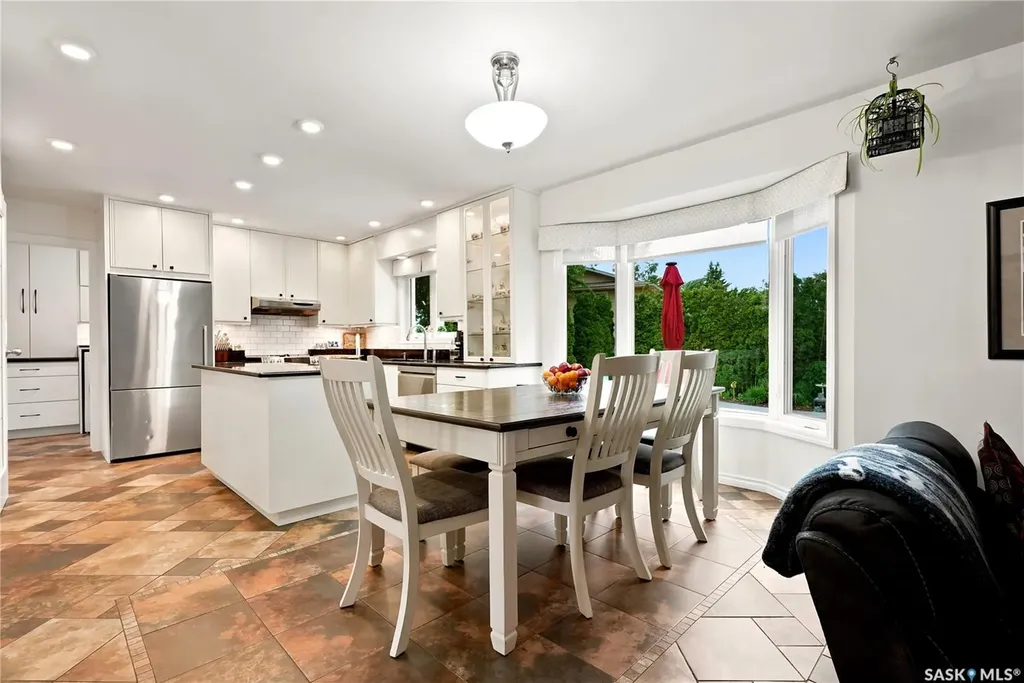 306 Nokomis Place Saskatoon SK S7K 5E2