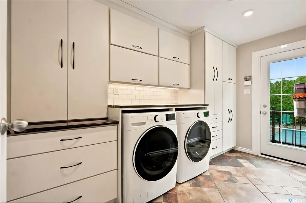 306 Nokomis Place Saskatoon SK S7K 5E2