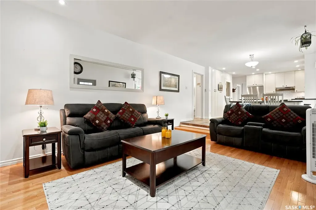 306 Nokomis Place Saskatoon SK S7K 5E2
